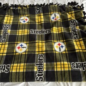 Pittsburgh Steelers Blanket Handmade Tie Twist NFL Football 35x38 In Throw Lap